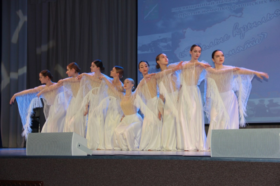 3 декабря в Хореографической школе имени Ирины Зайцевой прошёл Окружной открытый социально-патриотический творческий Фестиваль «Белые крылья памяти»
