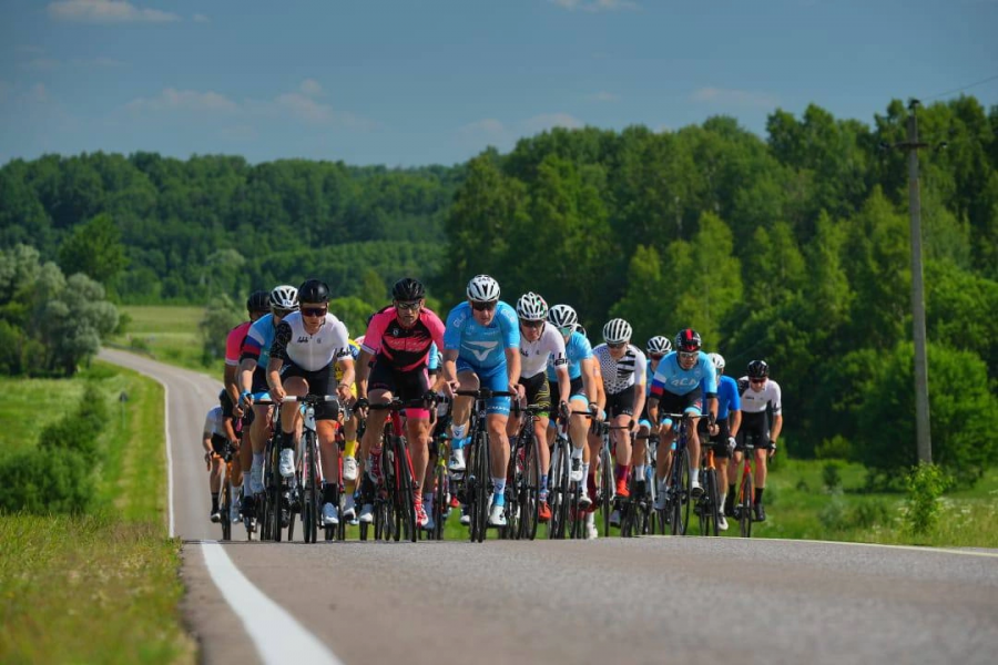 Более 420 велогонщиков приняли участие в двухдневных соревнованиях в Верее