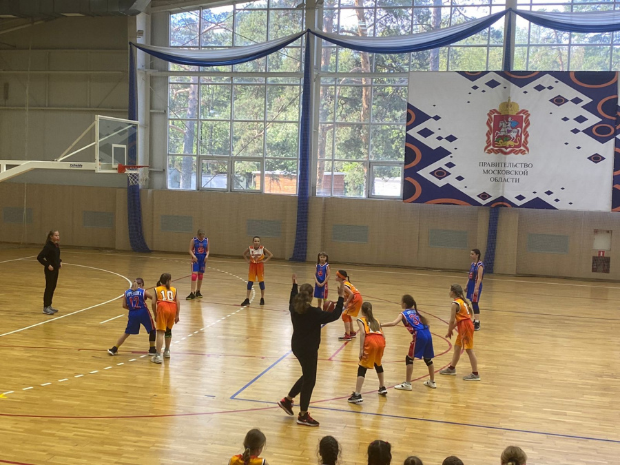 В Наро-Фоминске прошел IX кубок БИЗБИ по баскетболу
