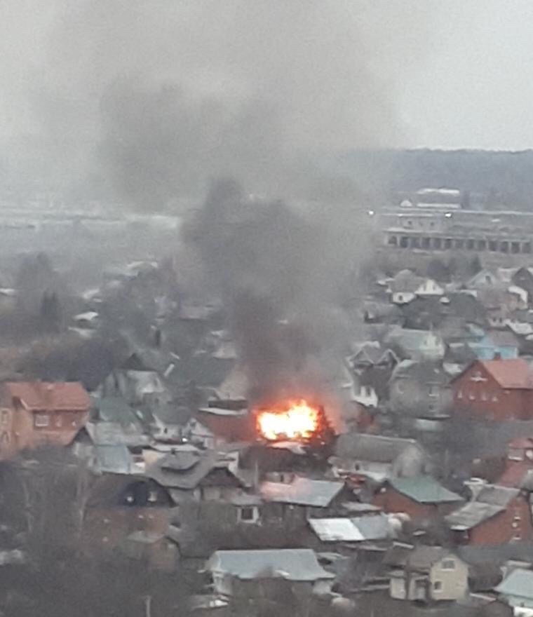 Осадки в наро фоминске сегодня. Пожар в Наро Фоминске. Пожар в Наро Фоминске сегодня. В Наро Фоминске сгорел дом.