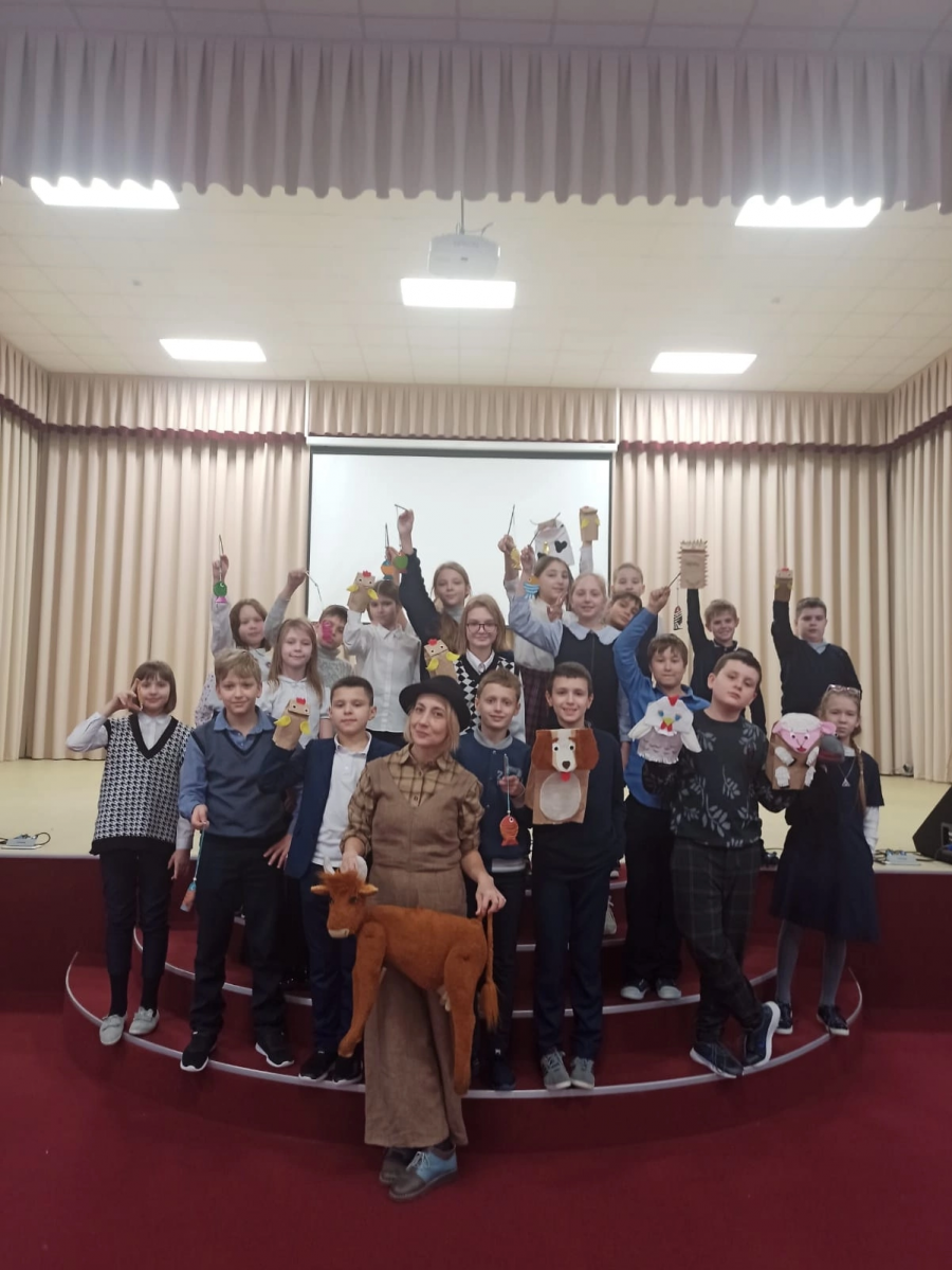 27 января в Наро-Фоминской школе № 4 для учащихся четвертых классов был проведен праздник «Экодвор»