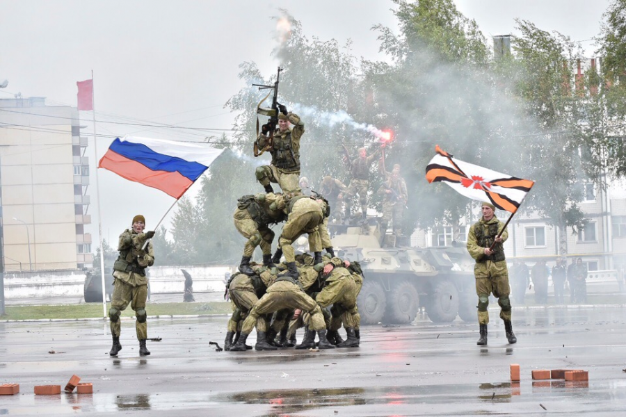 Kantemirovskaya Tankovaya Diviziya Otmetila 77 Yu Godovshinu V Naro Fominske