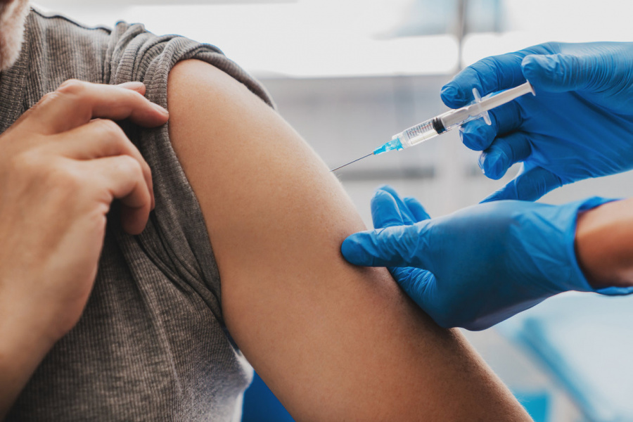 Вакцинация против коронавирусной инфекции продолжается на территории Наро-Фоминского городского округа