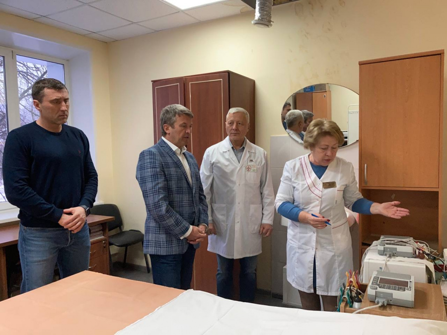 Олег Рожнов осмотрел новое медицинское оборудование в Наро-Фоминской областной больнице