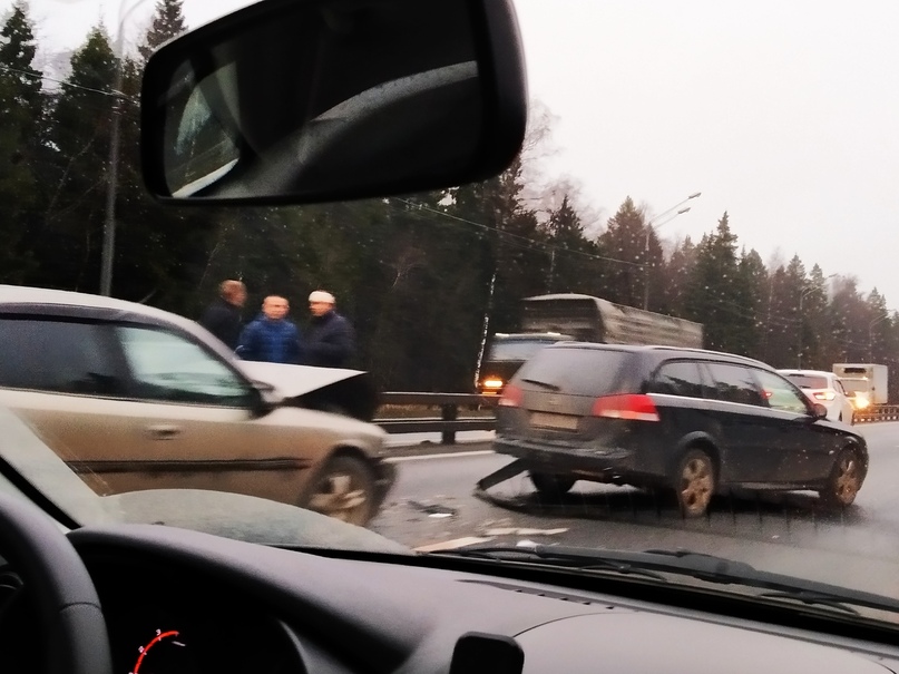 Киевский шоссе сегодня. Авария на Киевском шоссе вчера , Рассудово. Авария на Киевском шоссе вчера. Авария на Киевском шоссе сейчас.